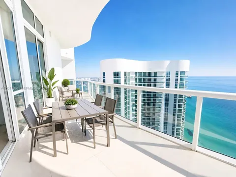15901 Collins Ave #4303