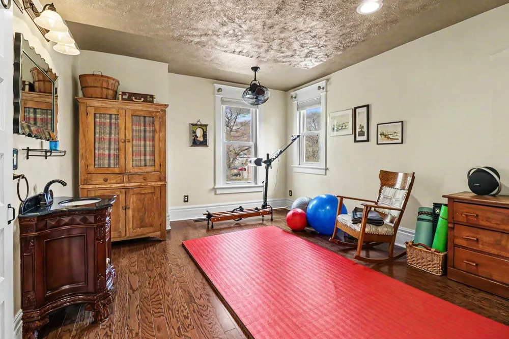 303 S Courtland Street Hart, MI 49420