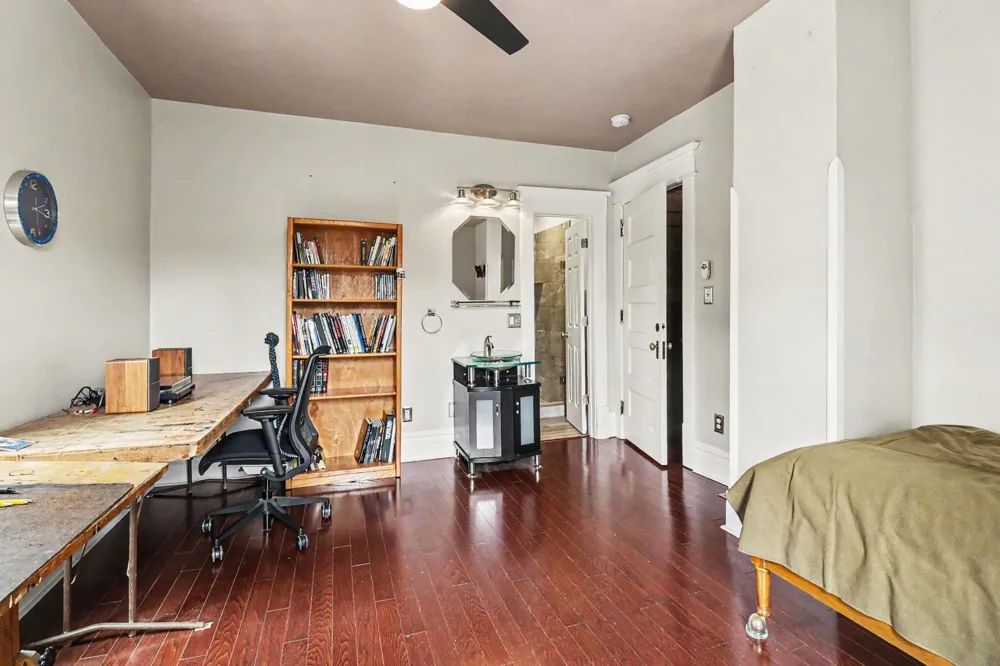 303 S Courtland Street Hart, MI 49420