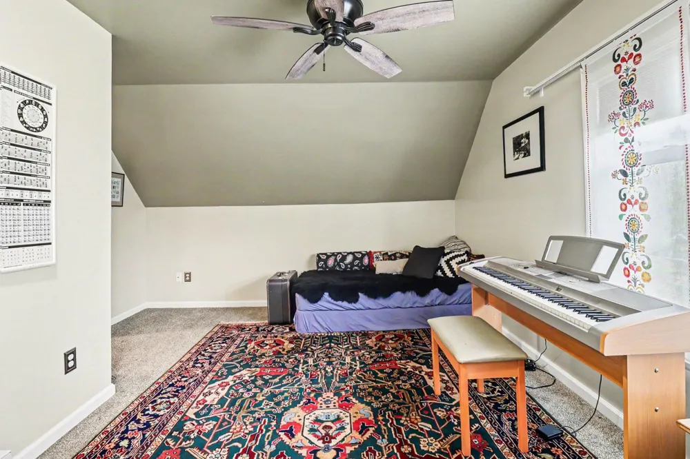 303 S Courtland Street Hart, MI 49420
