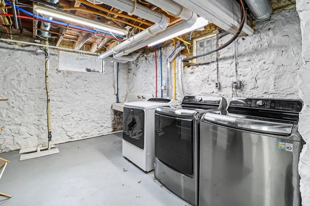 303 S Courtland Street Hart, MI 49420