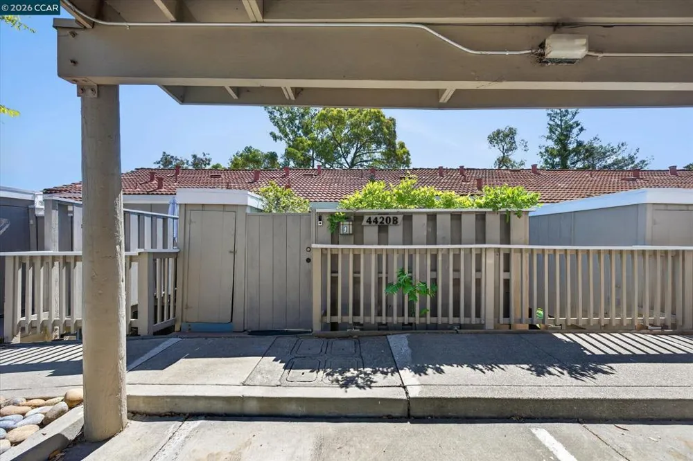 4420 Eagle Peak Rd #B Concord, CA 94521