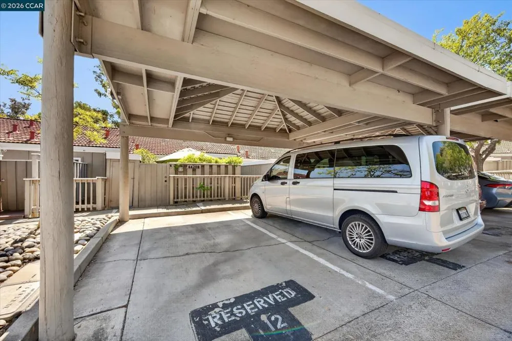4420 Eagle Peak Rd #B Concord, CA 94521