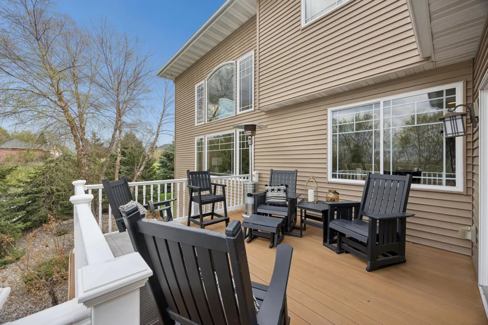 23840 Prairie Court Belle Plaine, MN 56011