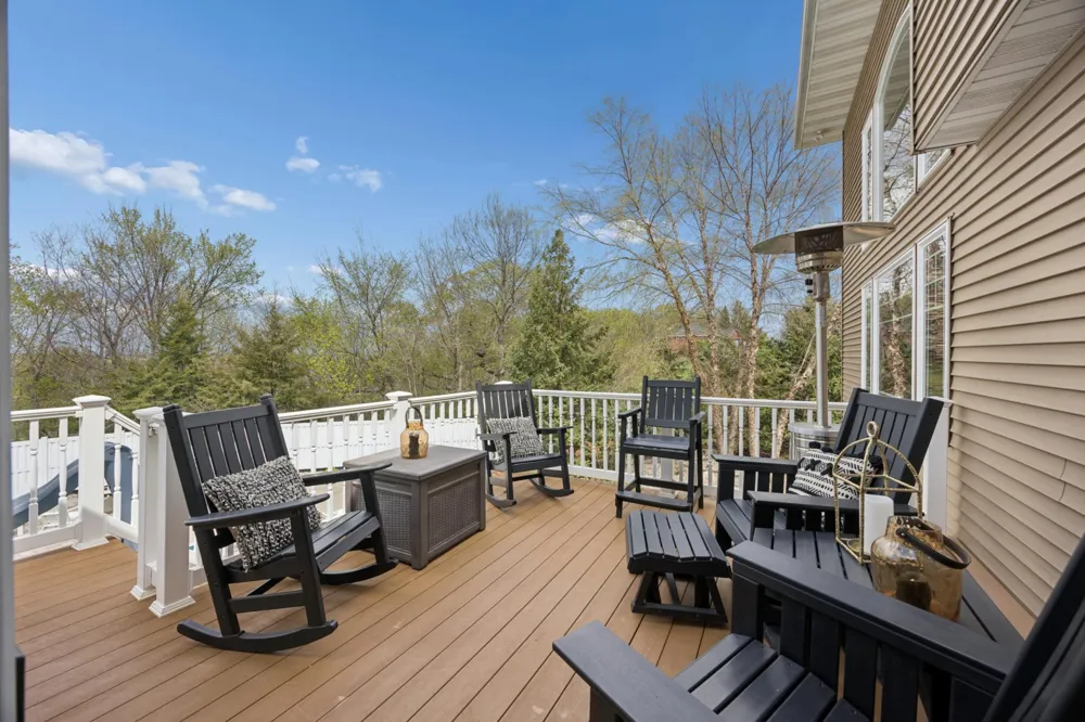 23840 Prairie Court Belle Plaine, MN 56011