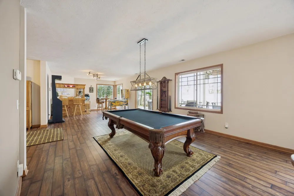 23840 Prairie Court Belle Plaine, MN 56011