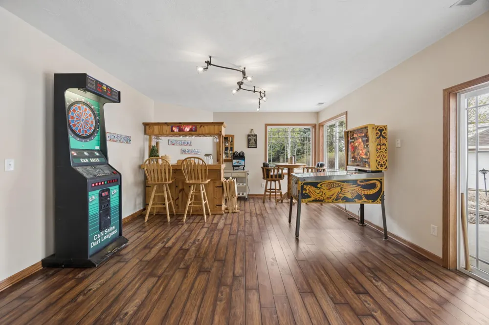 23840 Prairie Court Belle Plaine, MN 56011