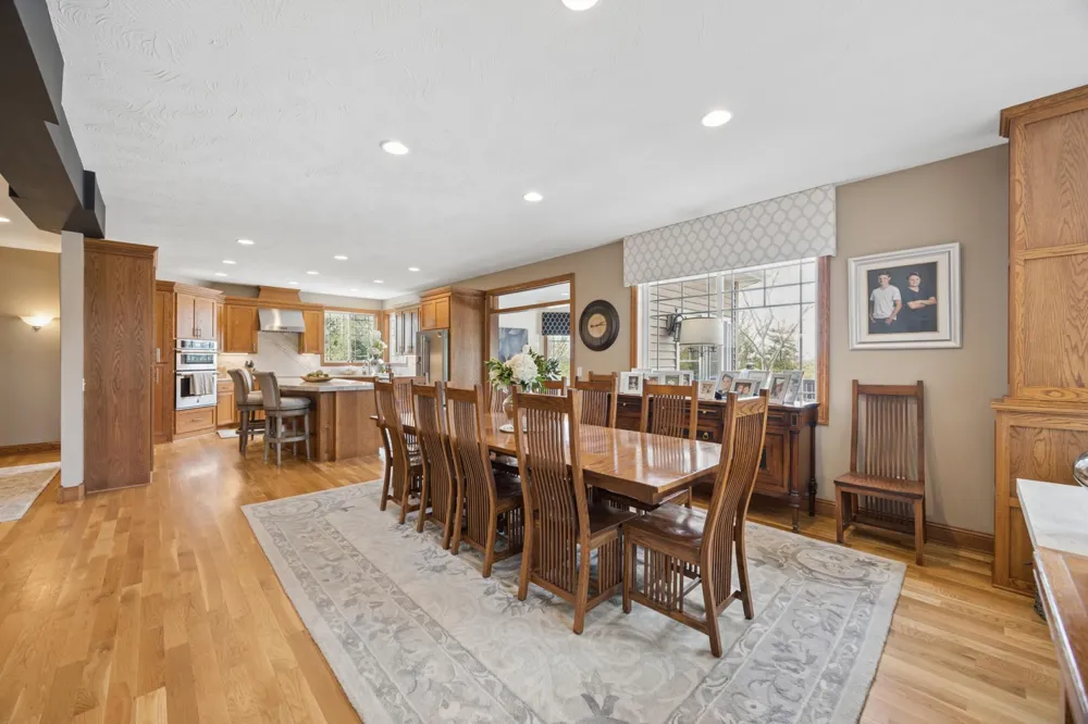 23840 Prairie Court Belle Plaine, MN 56011