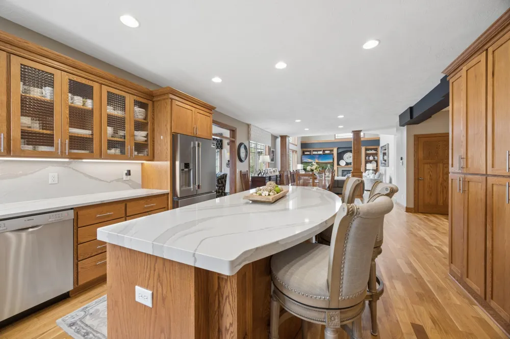 23840 Prairie Court Belle Plaine, MN 56011