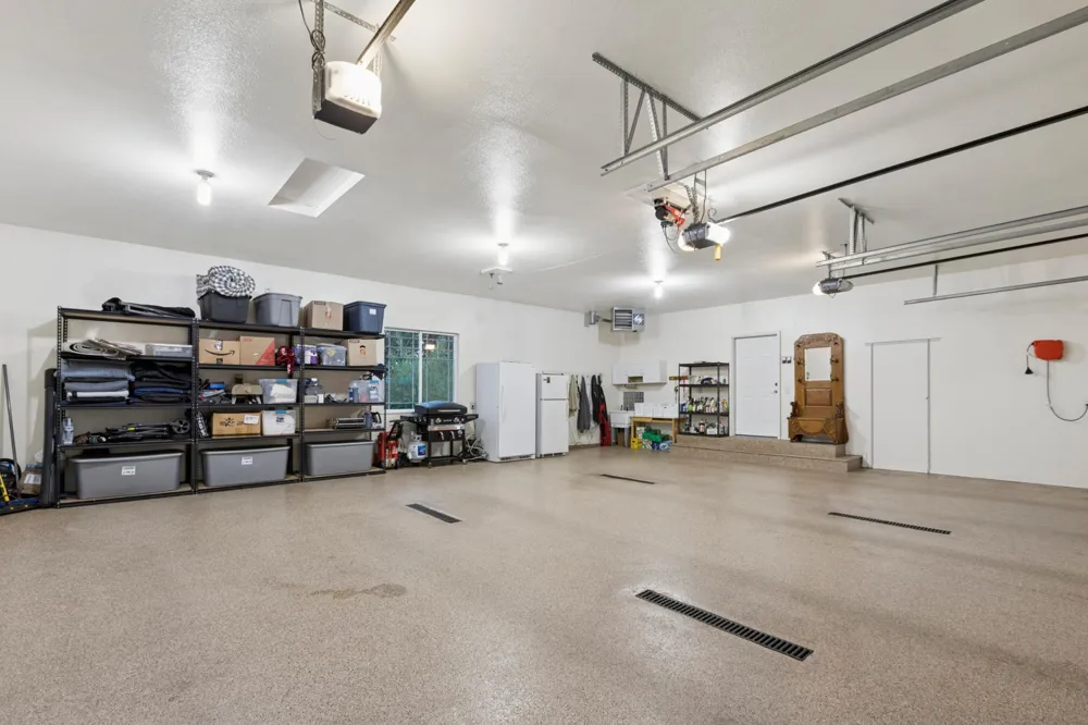 23840 Prairie Court Belle Plaine, MN 56011