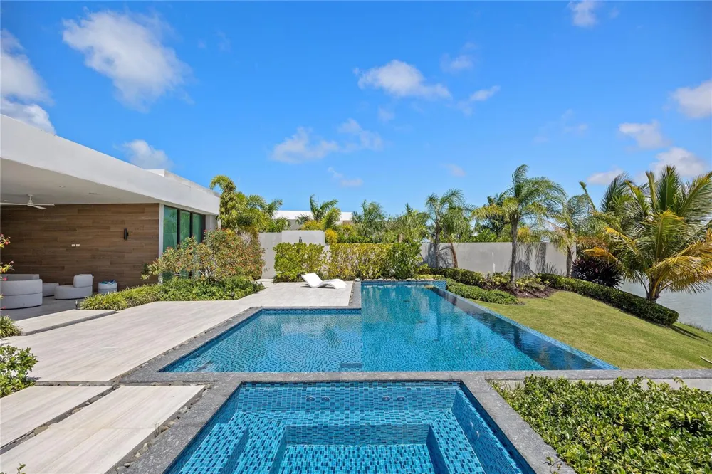 13 SALT LANE, THE ISLES AT DORADO BEACH Dorado, PR 00646