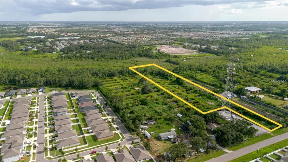 11105 SUMNER ROAD Wimauma, FL 33598