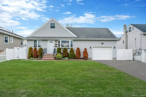 253 E Riviera Drive