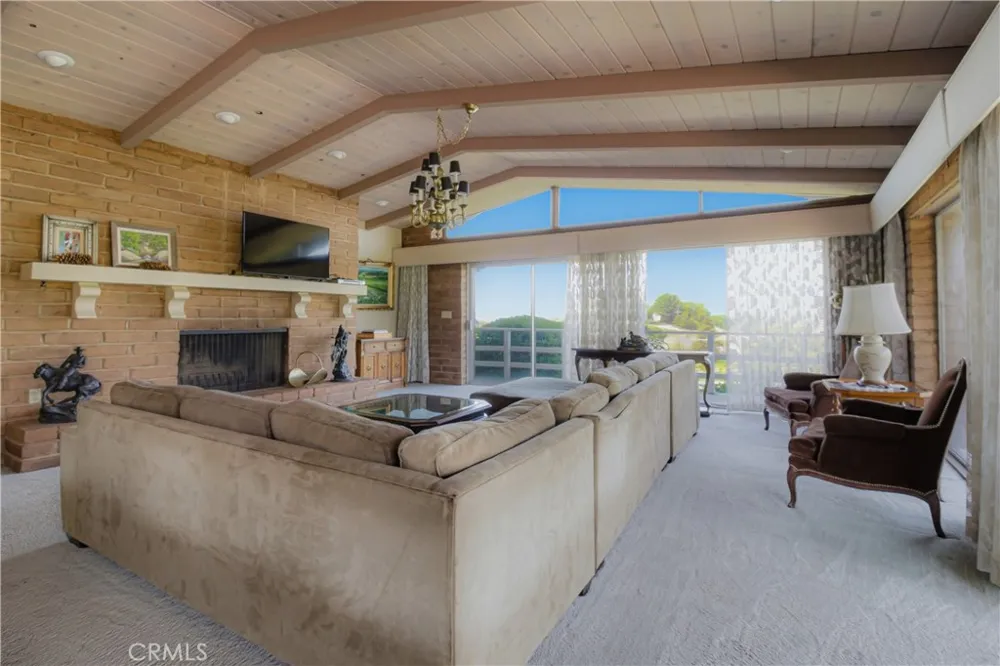 33295 Globe Dr Springville, CA 93265