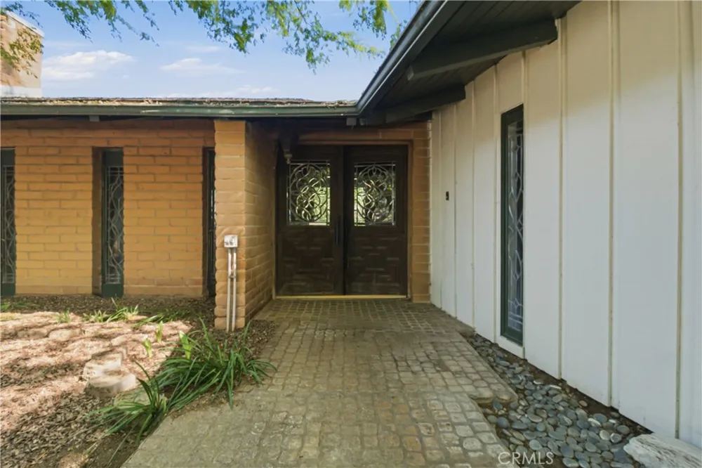 33295 Globe Dr Springville, CA 93265