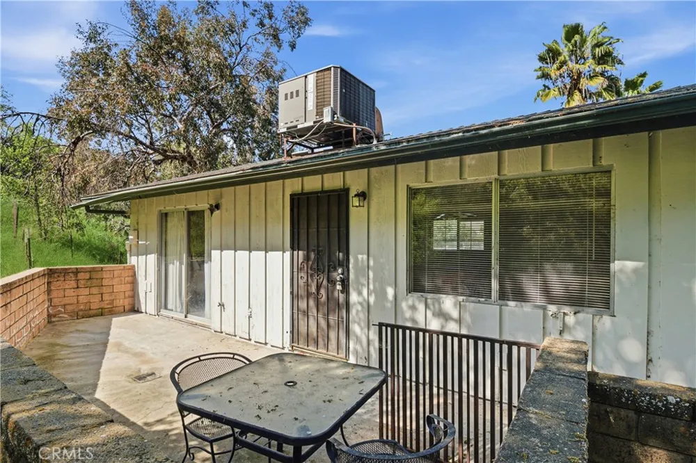 33295 Globe Dr Springville, CA 93265