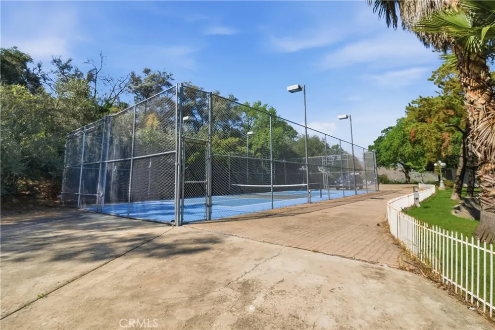 33295 Globe Dr Springville, CA 93265