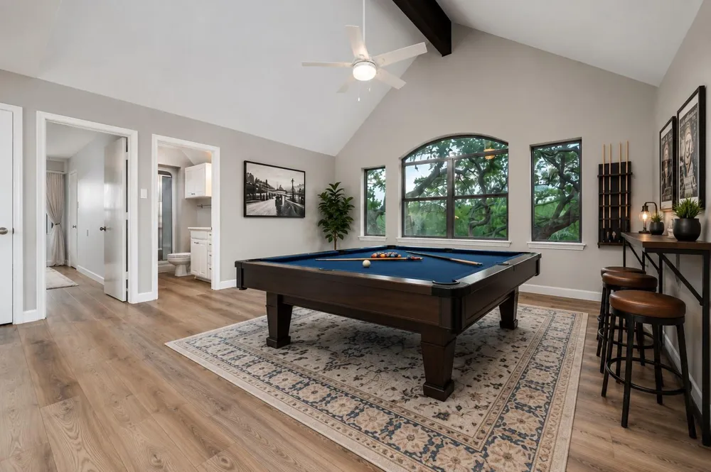 330 Live Oak Hills Court San Marcos, TX 78666