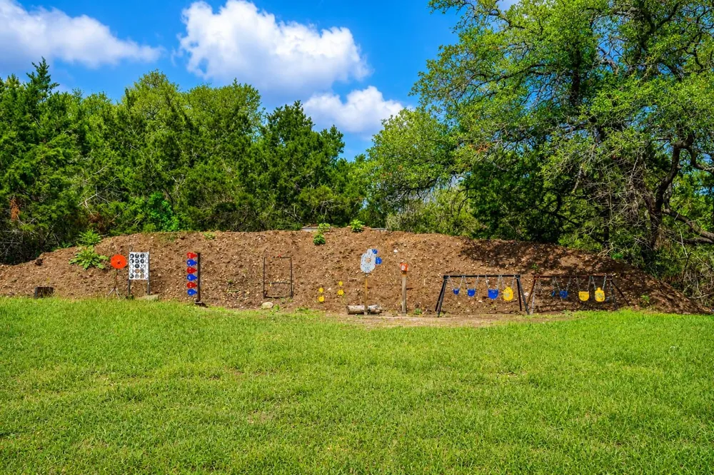 330 Live Oak Hills Court San Marcos, TX 78666