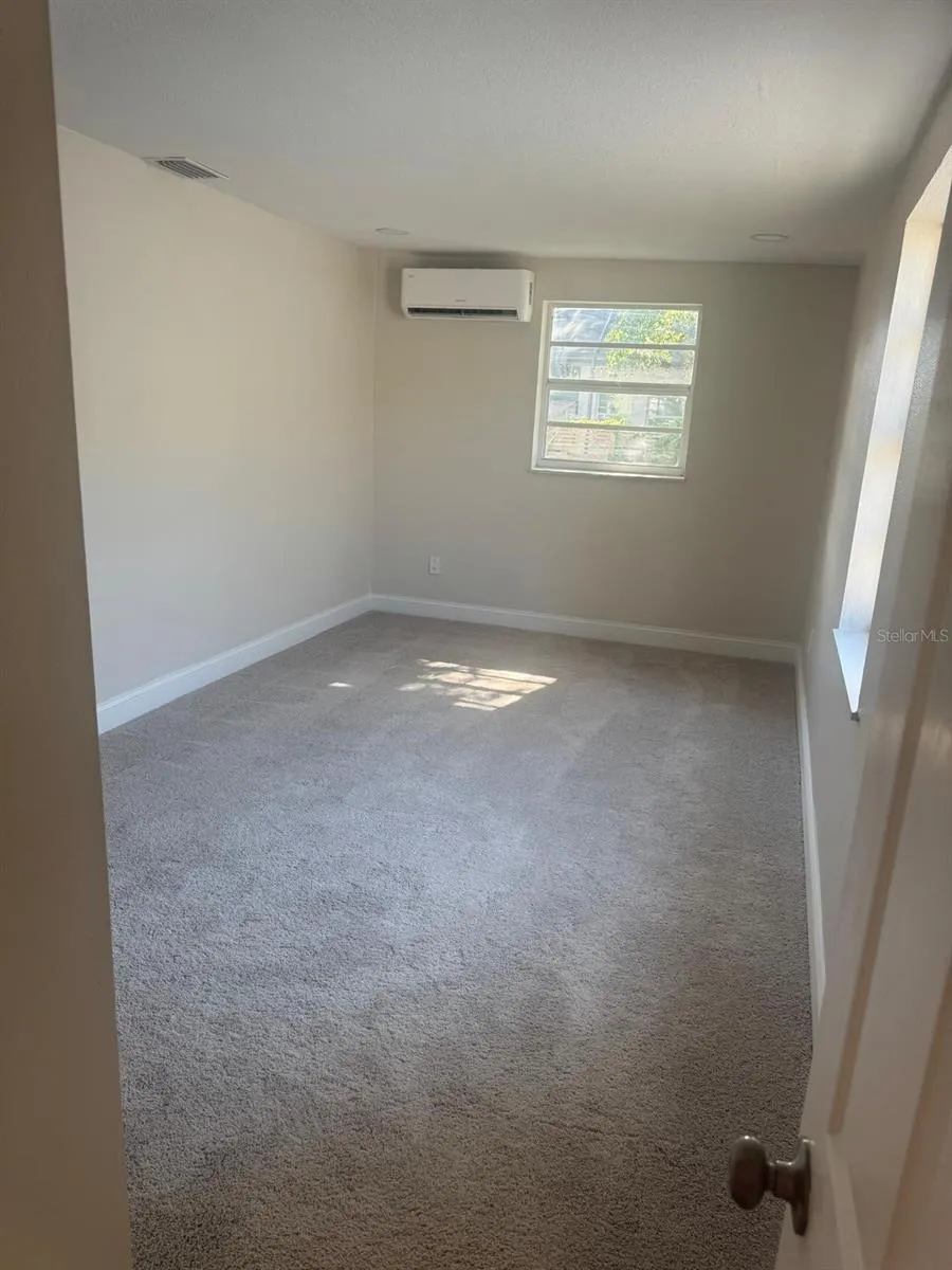 4304 W ARCH STREET Tampa, FL 33607