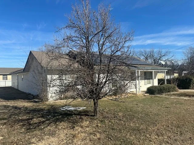 530 Richardson Street Jacksboro, TX 76458