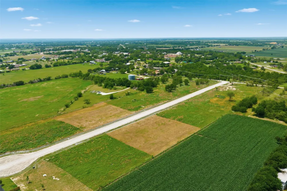 259 Lacek Mill Rd China Spring, TX 76633
