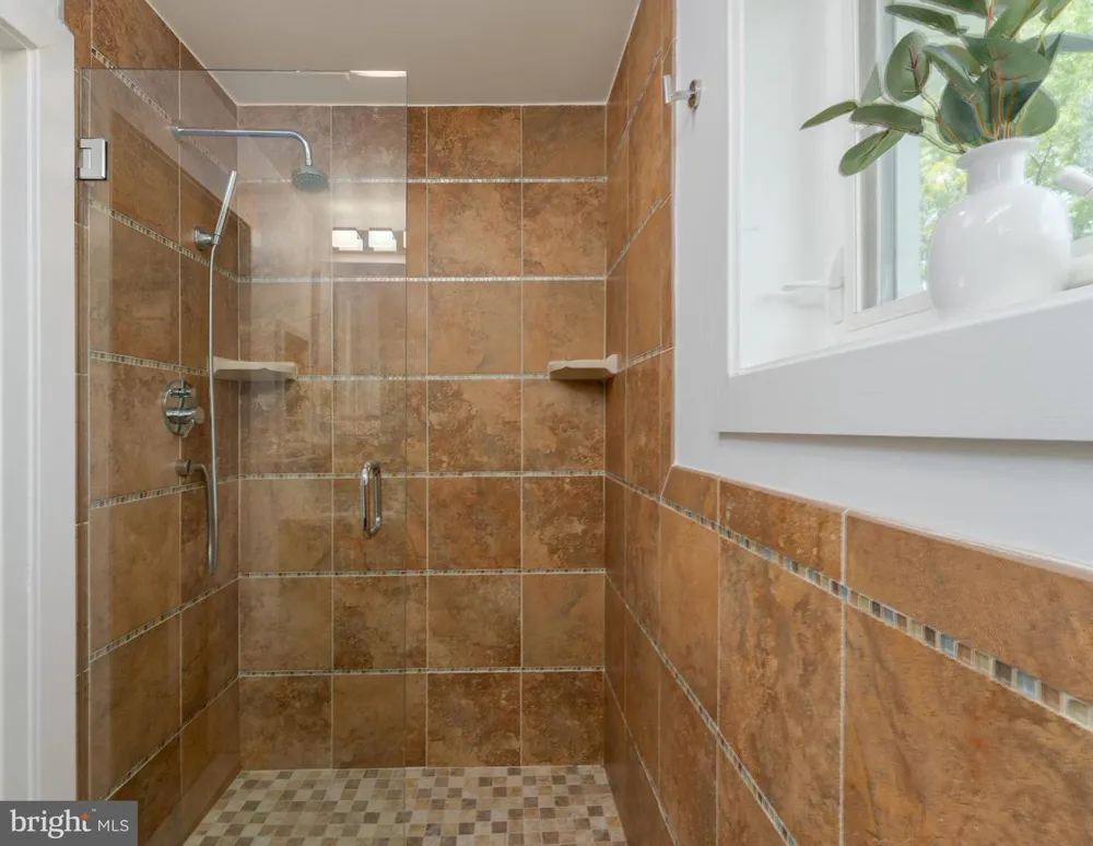 2728 OLD COURT Baltimore, MD 21208