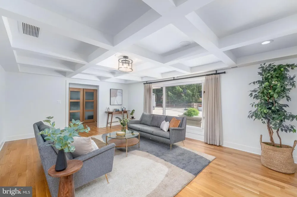 2728 OLD COURT Baltimore, MD 21208