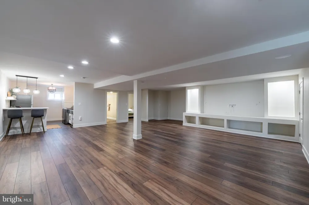 2728 OLD COURT Baltimore, MD 21208