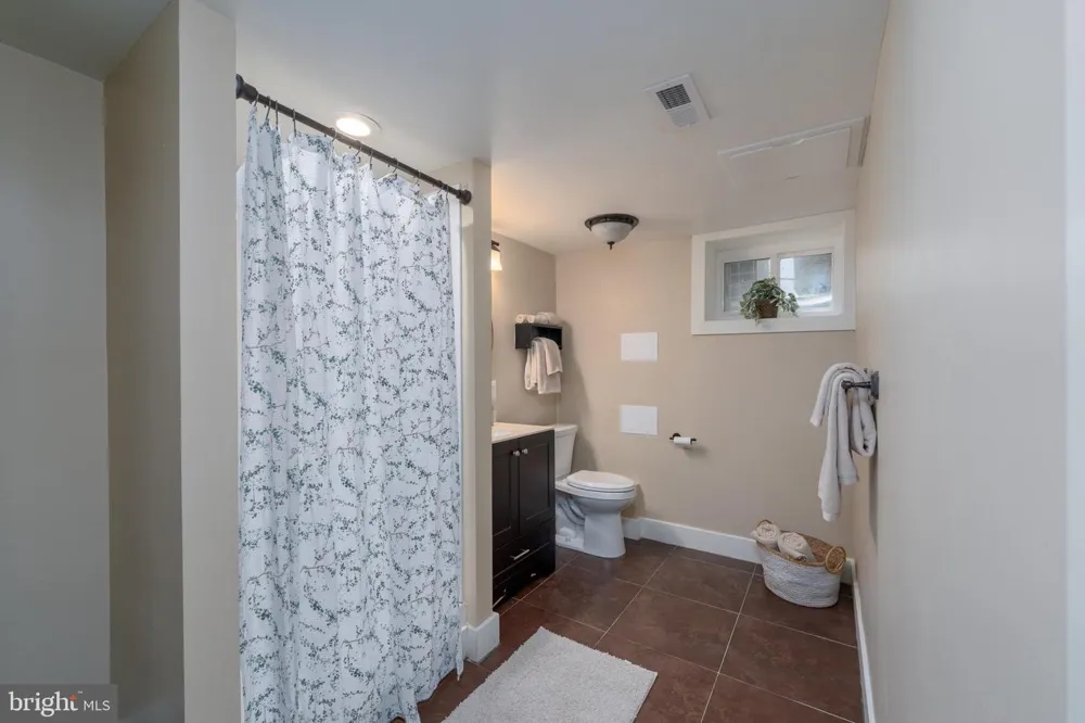 2728 OLD COURT Baltimore, MD 21208
