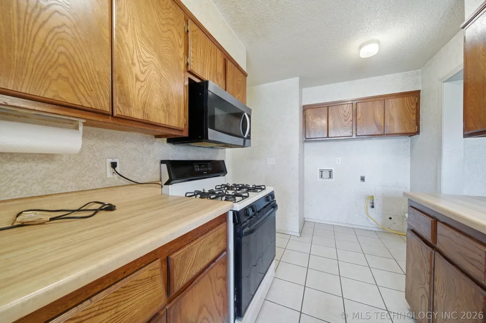 422 E 25th Street Okmulgee, OK 74447