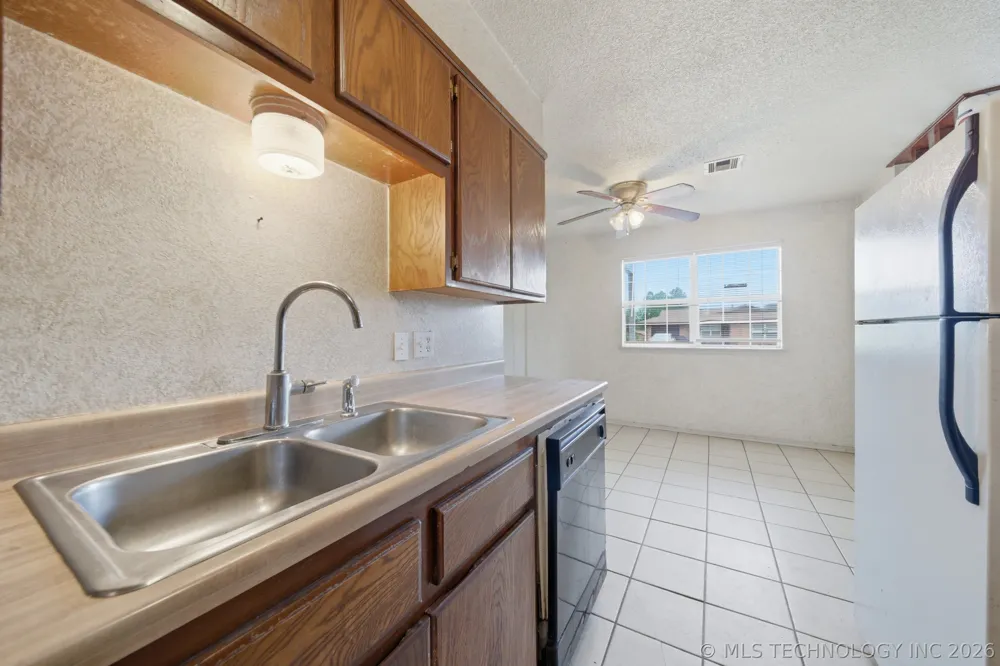 422 E 25th Street Okmulgee, OK 74447