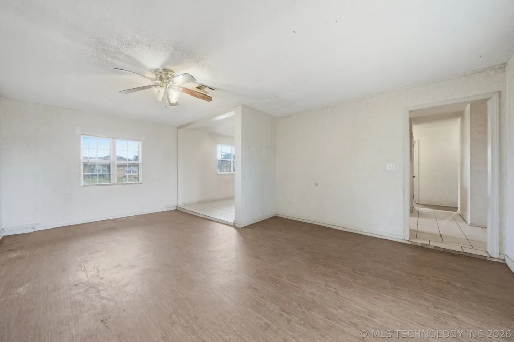 422 E 25th Street Okmulgee, OK 74447