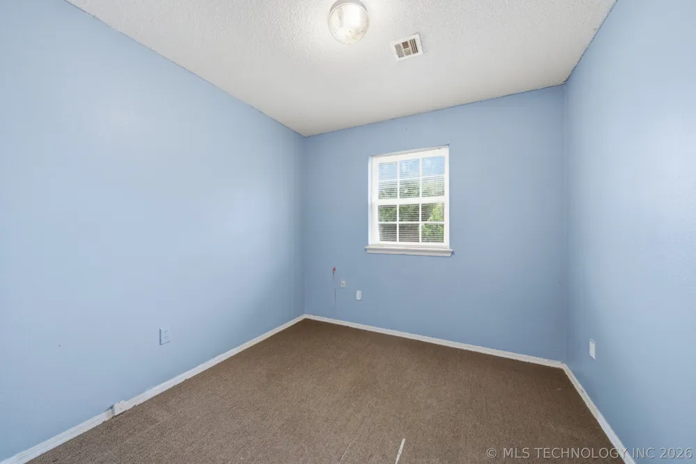 422 E 25th Street Okmulgee, OK 74447