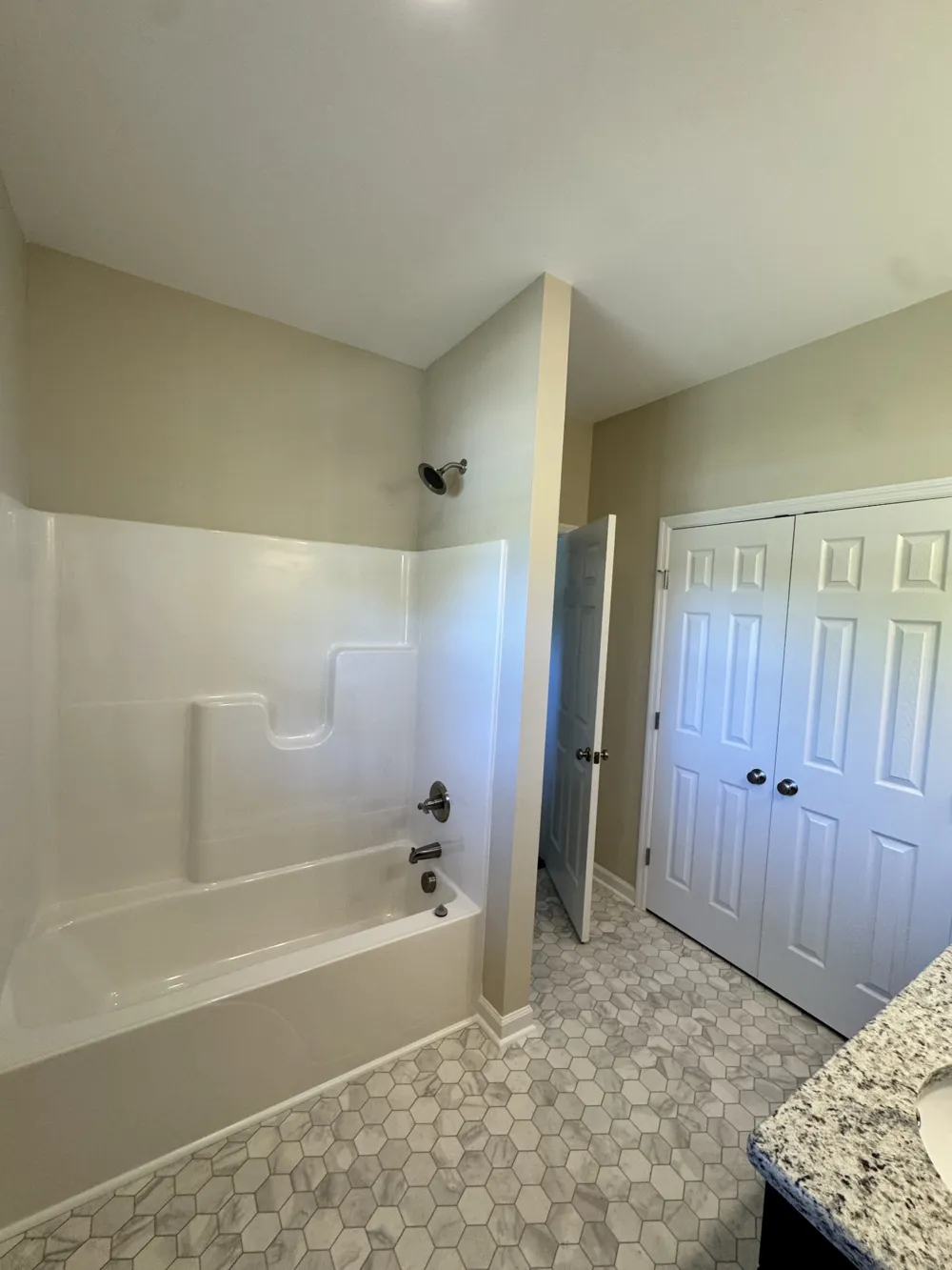 224 Redbird Lane Lafayette, TN 37083