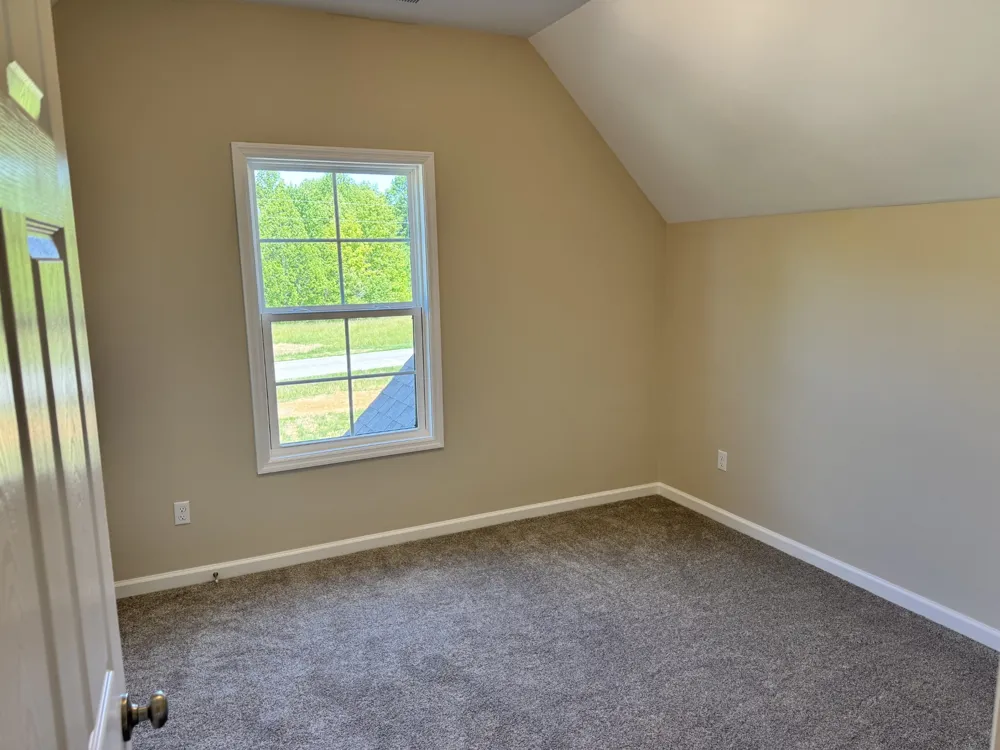 224 Redbird Lane Lafayette, TN 37083