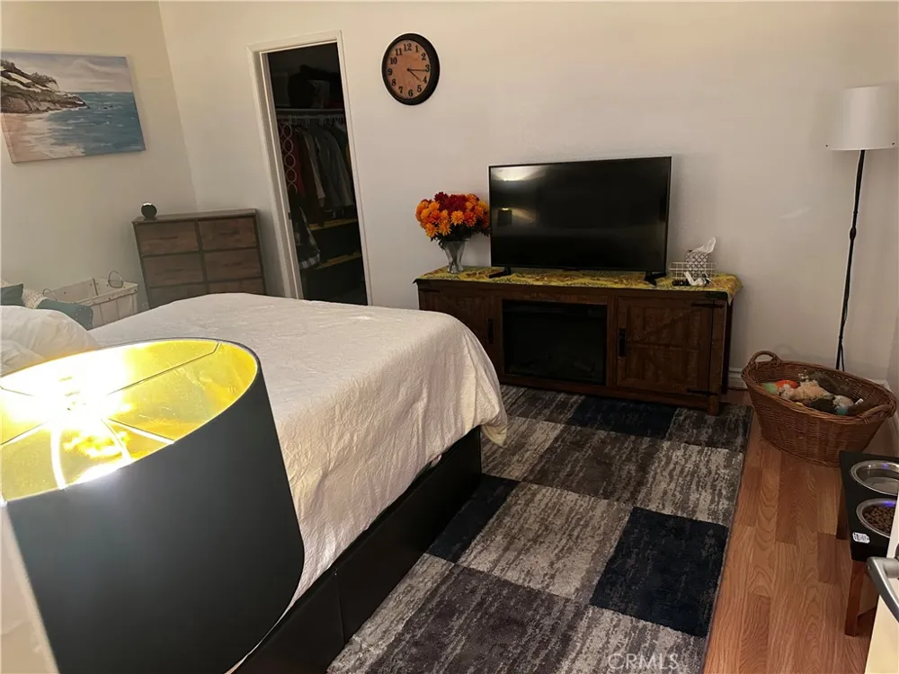 18324 Clark Street #120 Tarzana, CA 91356