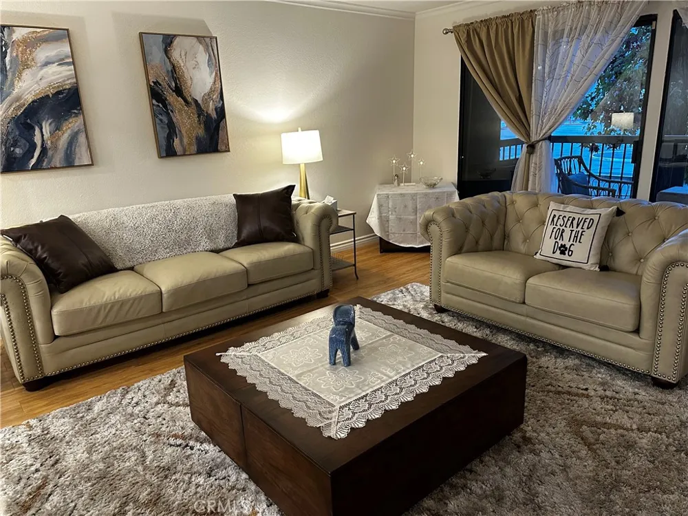18324 Clark Street #120 Tarzana, CA 91356