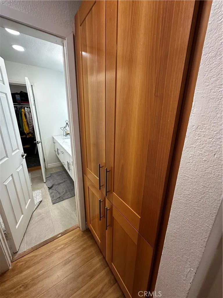 18324 Clark Street #120 Tarzana, CA 91356