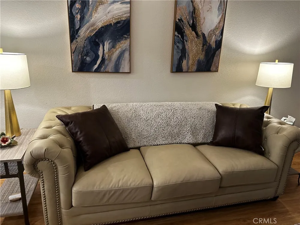 18324 Clark Street #120 Tarzana, CA 91356