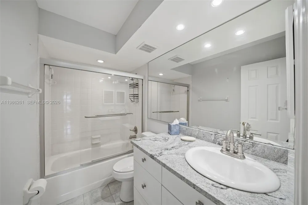 2130 ELM ST #401 Clearwater, FL 34698