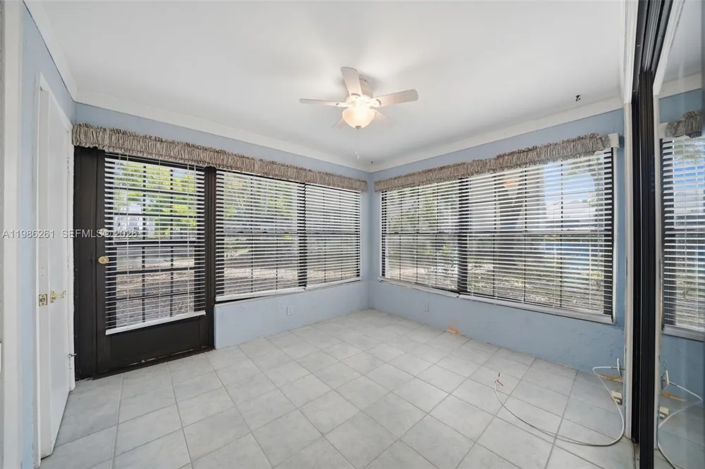 2130 ELM ST #401 Clearwater, FL 34698