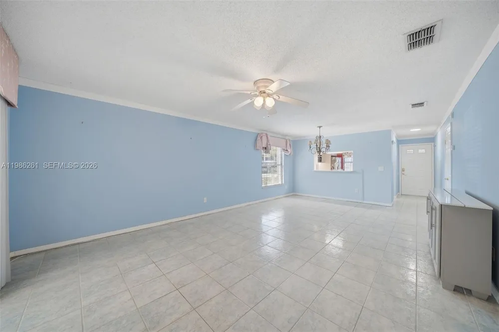 2130 ELM ST #401 Clearwater, FL 34698