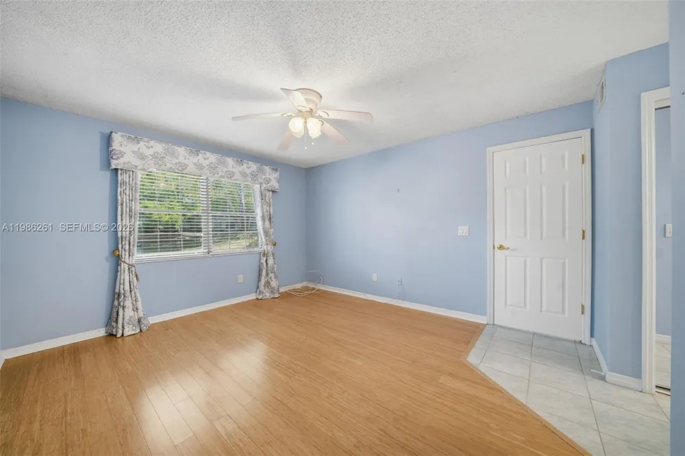 2130 ELM ST #401 Clearwater, FL 34698