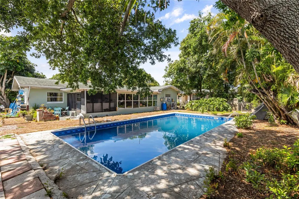 1508 ERIN LANE Clearwater, FL 33755
