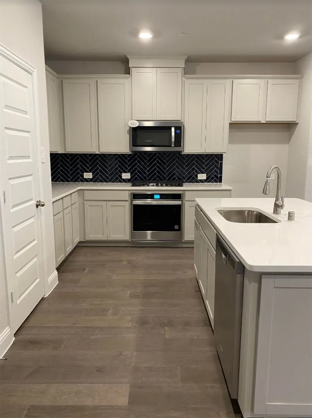 7833 Sunset Boulevard Rowlett, TX 75088