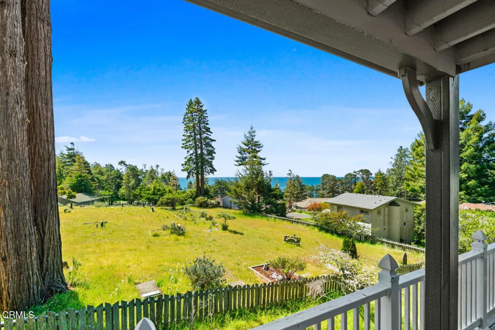 35540 Ocean View Court Gualala, CA 95445