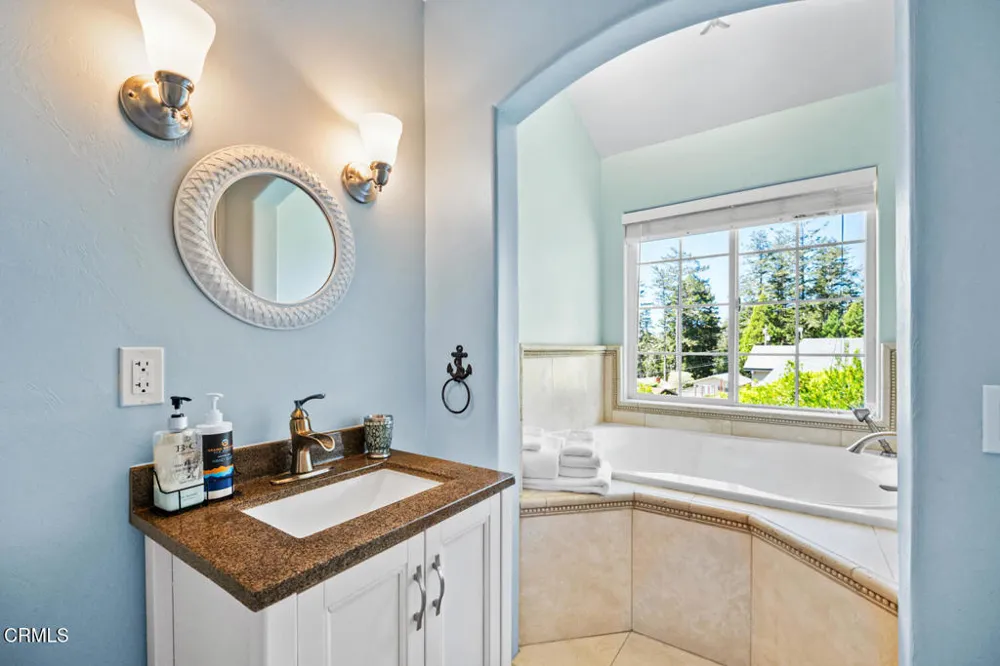 35540 Ocean View Court Gualala, CA 95445