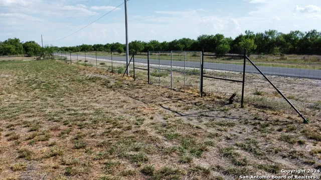 4303 US Highway 83 Crystal City, TX 78839