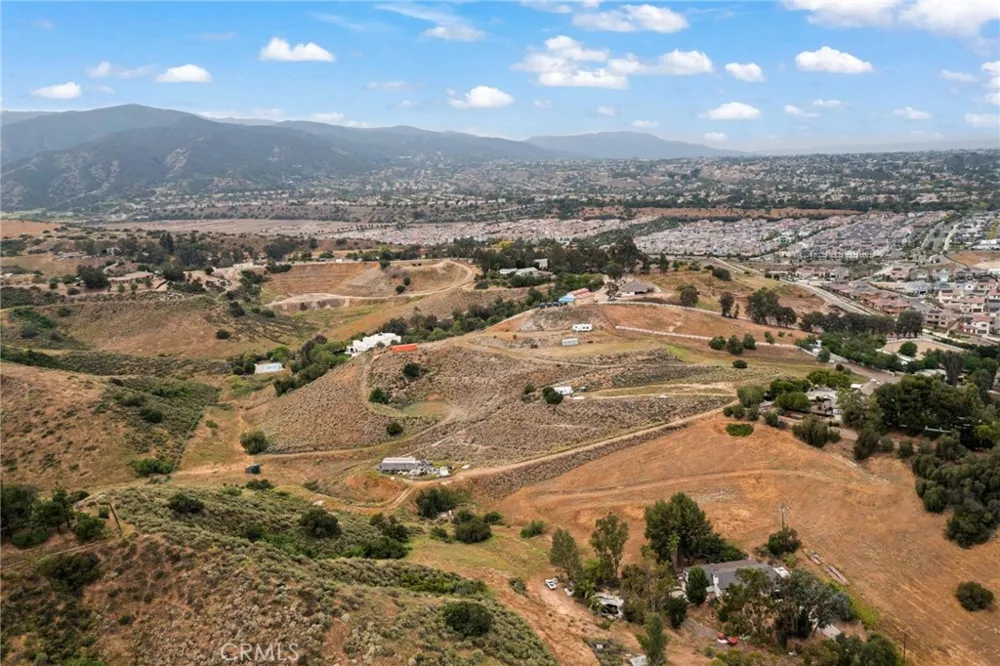 8305 Gambier Corona, CA 92883
